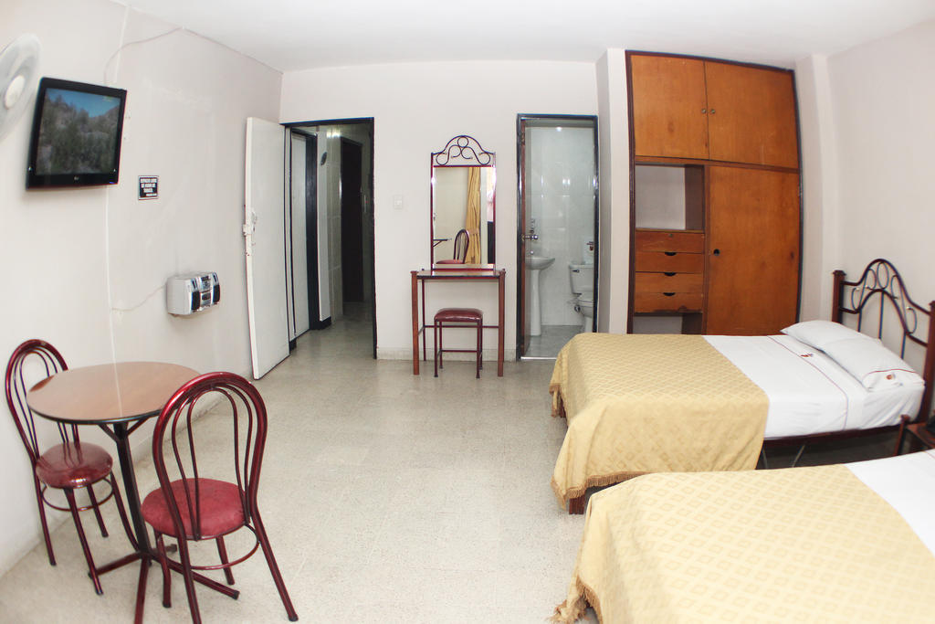 Hotel Normandia Μεντεγίν Δωμάτιο φωτογραφία