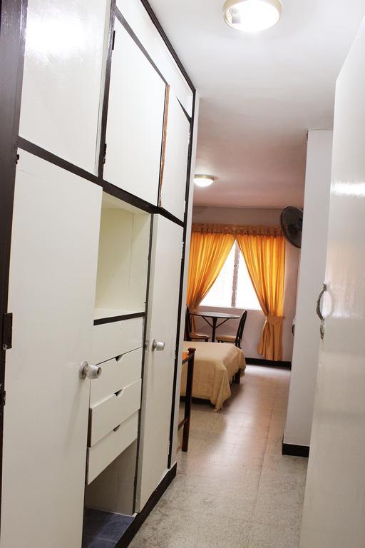 Hotel Normandia Μεντεγίν Δωμάτιο φωτογραφία